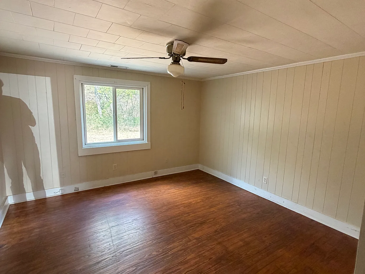 2 bed, $1,100 — Photo 4