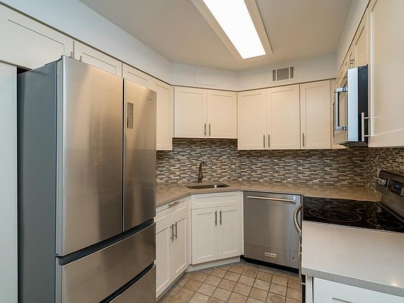 3rd image of 2035 Chancellor St #2035
