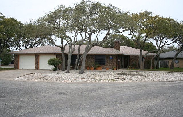 1st image of 2012 Baywood Dr