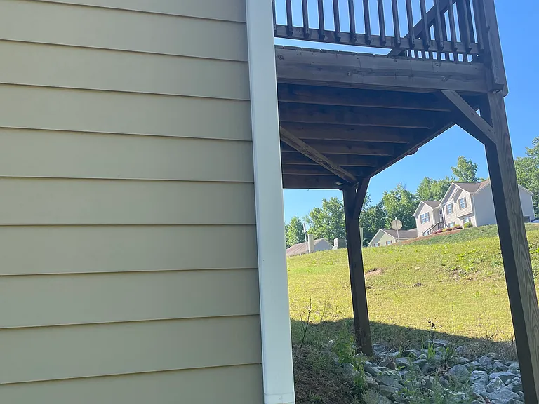 410 Katie Ln — Photo 3