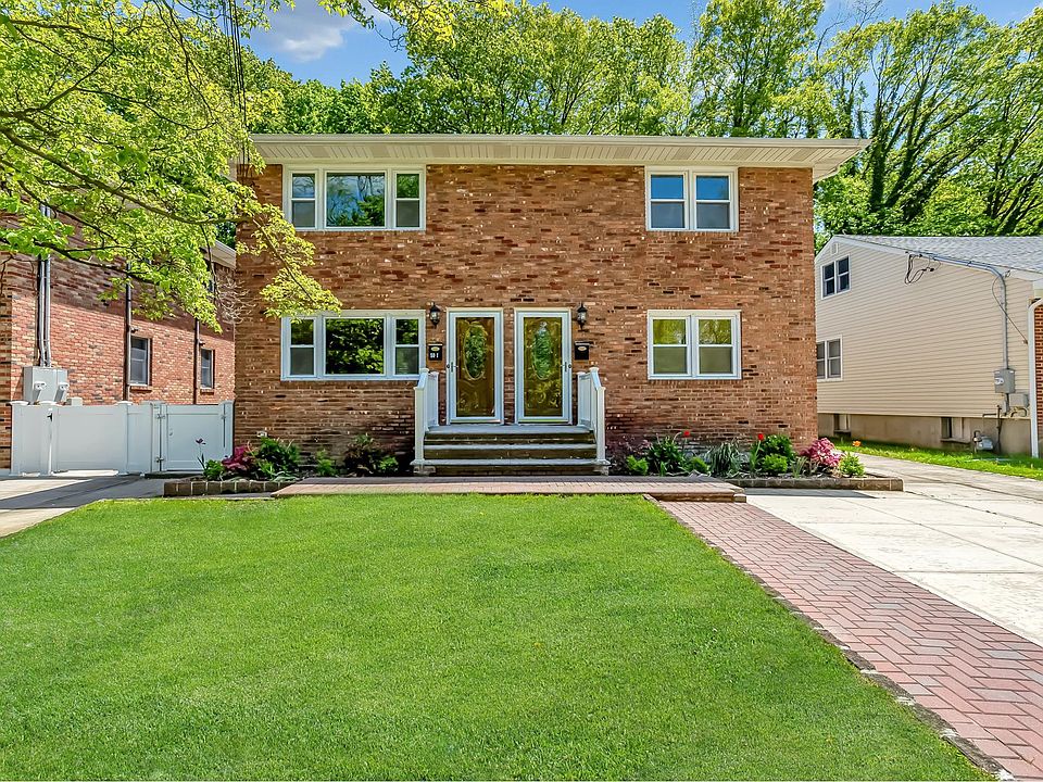 1st image of 58 Neulist Ave