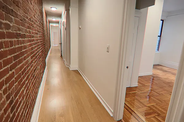 Rented by PMG Real Estate  | media 13