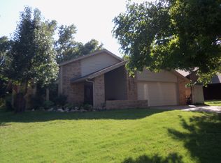 2802 Haystack Ln, Enid, OK 73703