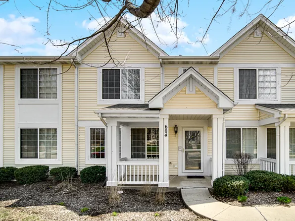 604 Lincoln Station Dr, Oswego, IL 60543