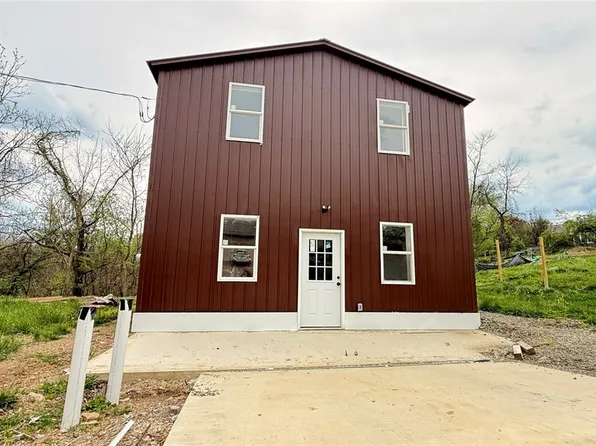 118 Briarwood Dr, Monongahela, PA 15063