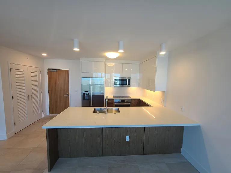 629 Keeaumoku St #2706 — Photo 4