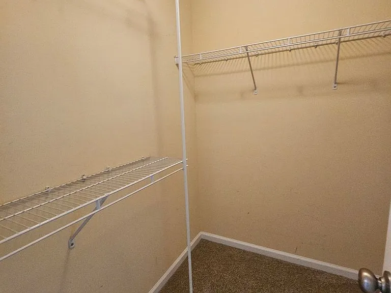 104 Tuscany Ct — Photo 14