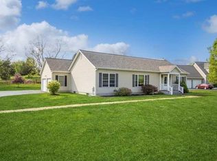 7 Glen Ridge Rd, Red Hook, NY 12571