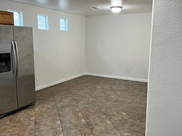 5168 Starter Ave — Photo 5