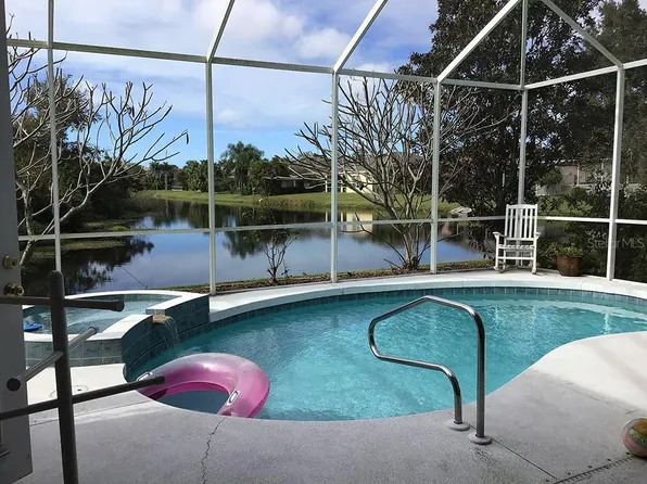 6222 Buckingham St, Sarasota, FL 34238