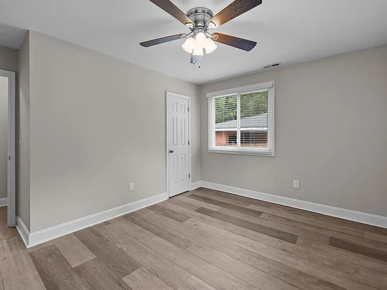 5008 Unaka Ave — Photo 18