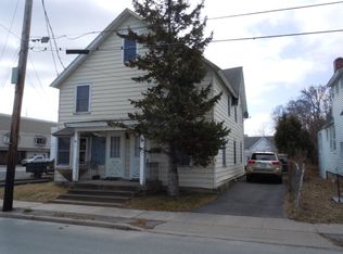 1 Robinson Ter, Plattsburgh, NY 12901
