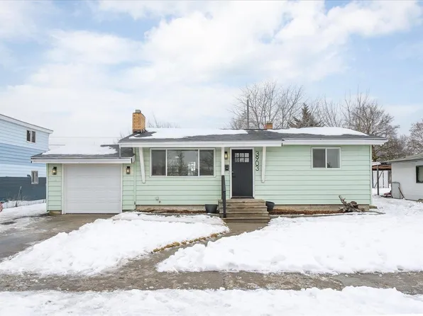 3903 E Upriver Dr, Spokane, WA 99217