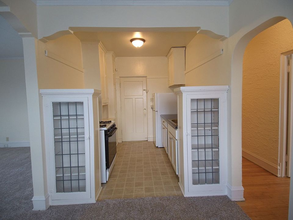 1st image of 1717 E Newton Ave #129