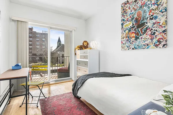 Sold by Compass | media 5