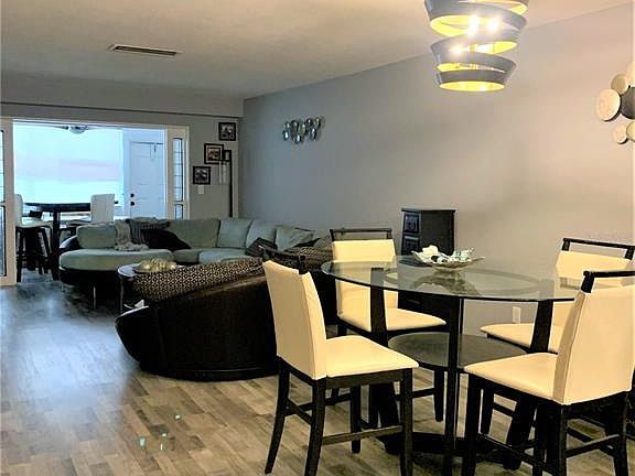 4th image of 1000 49th St N APT 111