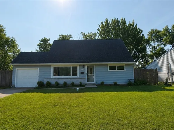 1097 Carter Dr, Grand Island, NY 14072