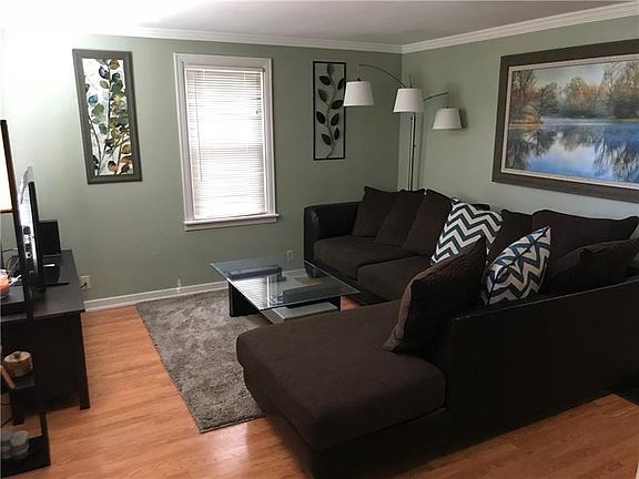 2nd image of 3005 Hazelhurst Ave