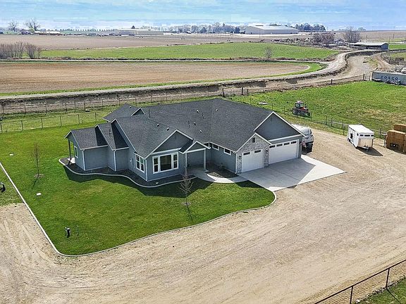 3rd image of 24753 Simplot Blvd