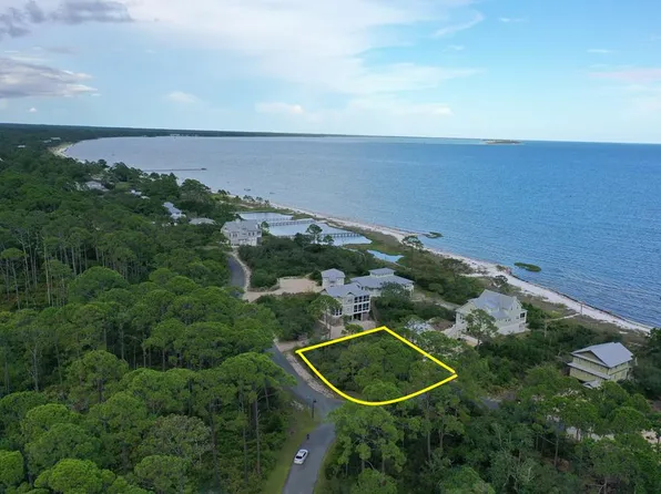 143 Smores Way, Sopchoppy, FL 32358