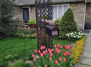 300 Lincoln Ave, Secaucus, NJ