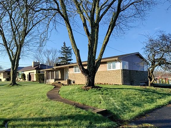 3rd image of 706 Melvin Dr