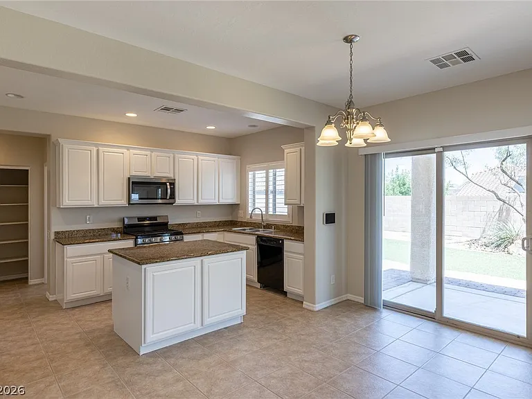 1148 Kingston Hills Ct — Photo 17