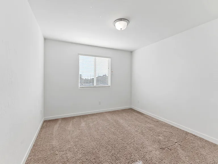 6690 E Adena Ave — Photo 19