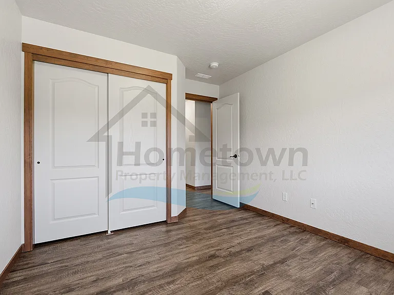 1622 E 3rd Ave #1 — Photo 30