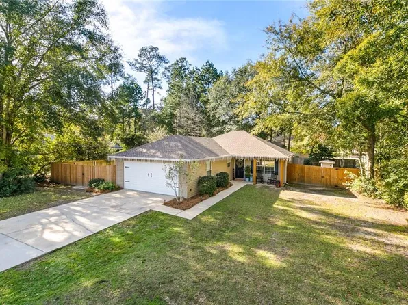 61249 Crestline Dr, Lacombe, LA 70445