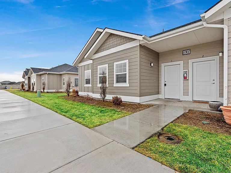 White Hawk Townhomes — Photo 75