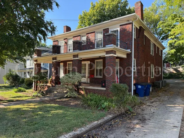 1 bed, 1.0 bath, $895, 2061 Craig St APT 3, Winston Salem, NC 27103