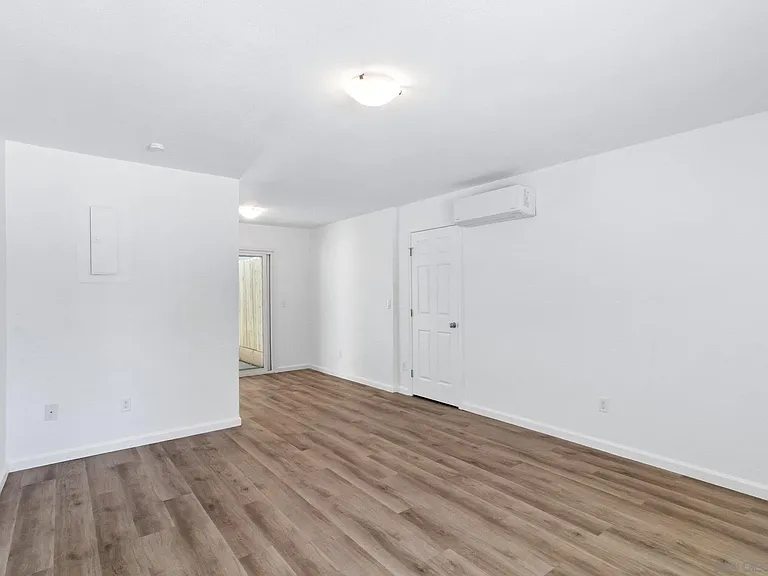 8719 Carribean Way — Photo 12
