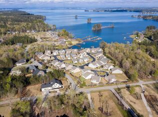 80 Downing Cir, Gilbert, SC 29054