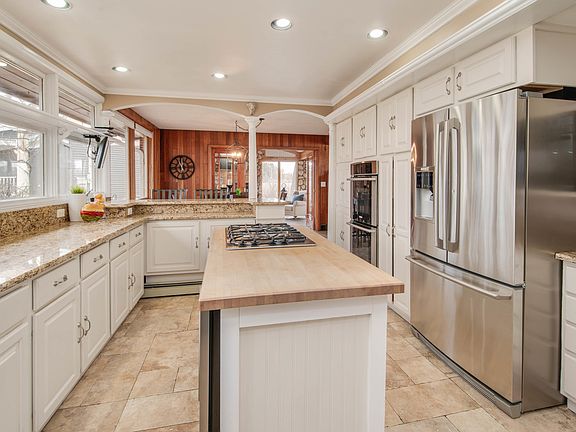 5th image of 174 Lynwood Ln