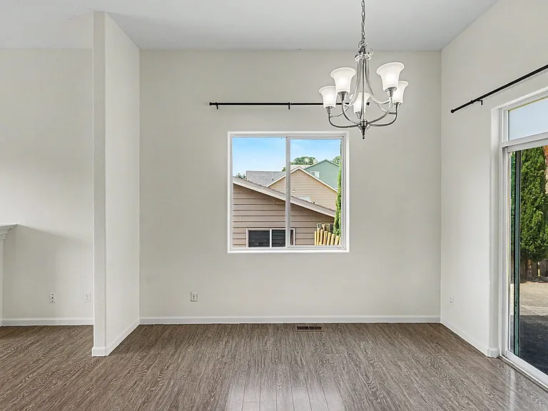 2495 Benjamin Ave NW — Photo 37