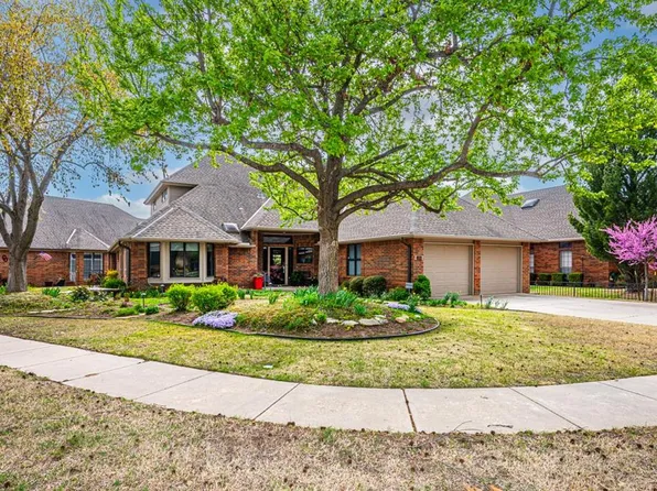 3300 Pinehurst Dr, Norman, OK 73072