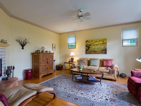 4th image of 34 E Pedregosa St
