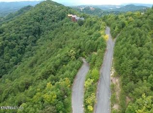 Mountain Folks Way, Sevierville, TN 37876