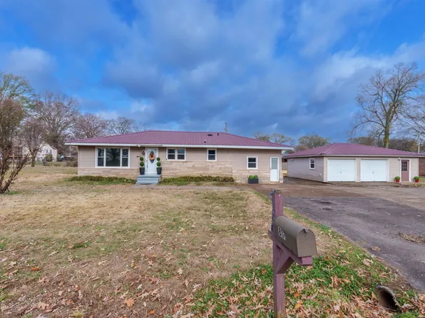 817 Grand Ave, Muscle Shoals, AL 35661