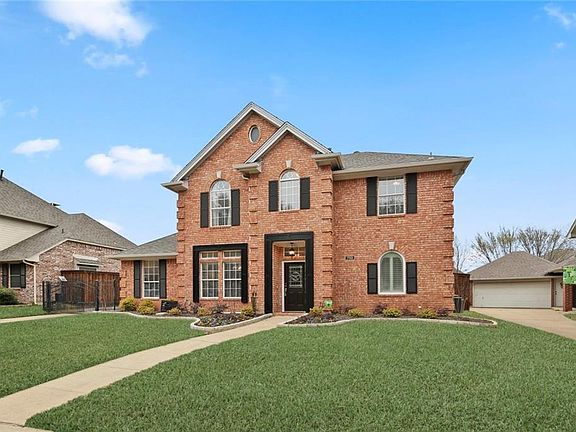 5th image of 733 Cliffmoor Dr