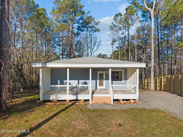 314 Pond View Court, Hampstead, NC 28443