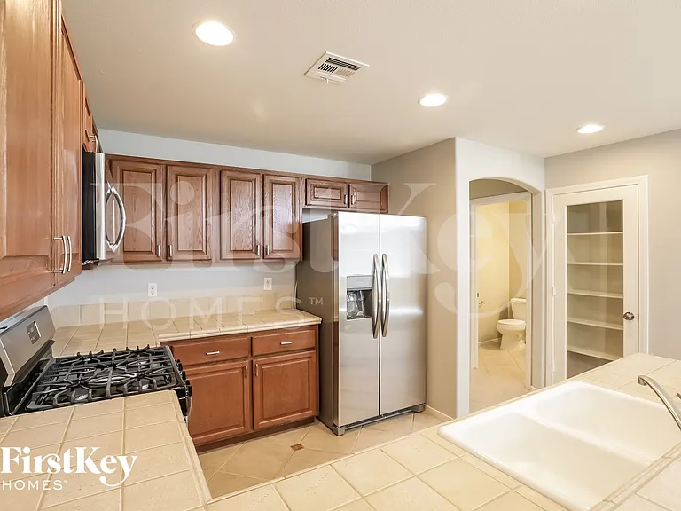 9271 Ansley Ct — Photo 7