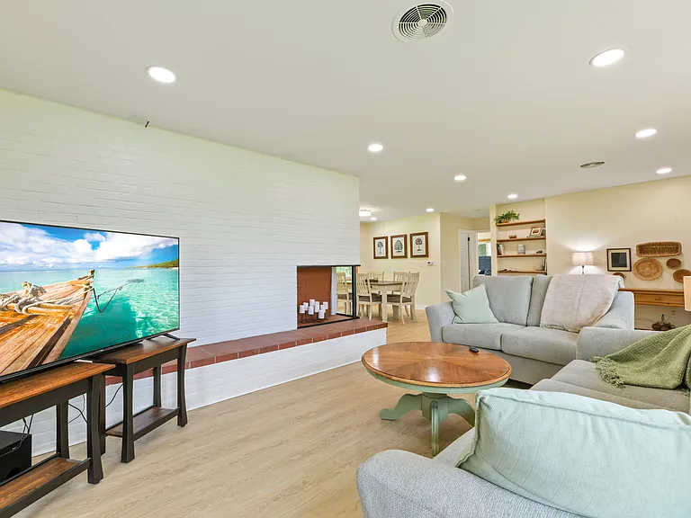 719 Hanshaw Rd #2 — Photo 6