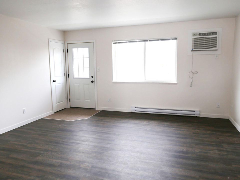 1st image of 1209 6th St #623df74bp
