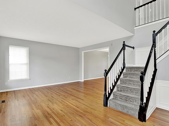 4th image of 13326 Amundson Dr