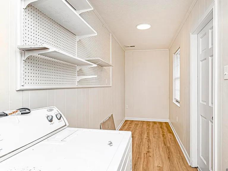 11444 Saint Lawrence Dr — Photo 24