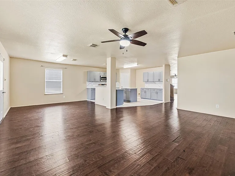 19526 Cliffsage Ct — Photo 5