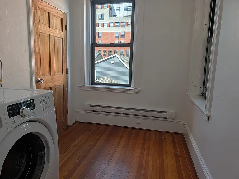 171 Auburn St — Photo 12