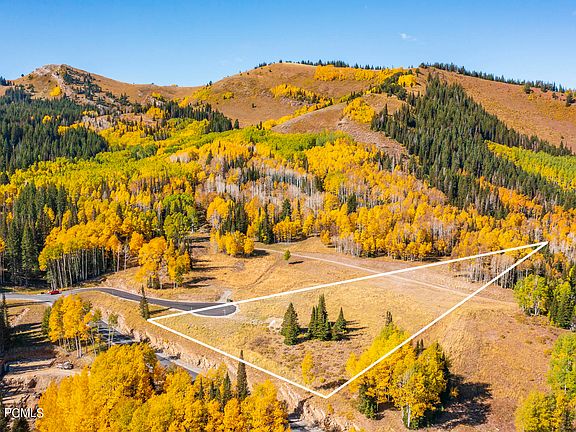 2nd image of 324 White Pine Canyon Rd Lot 324
